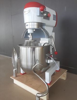 PLANETARIA BATIDORA PROFESIONAL 30 LITROS