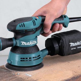BO5041 350W MAKITA