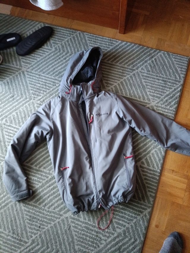 Abrigo Columbia RECOMENDABLE.