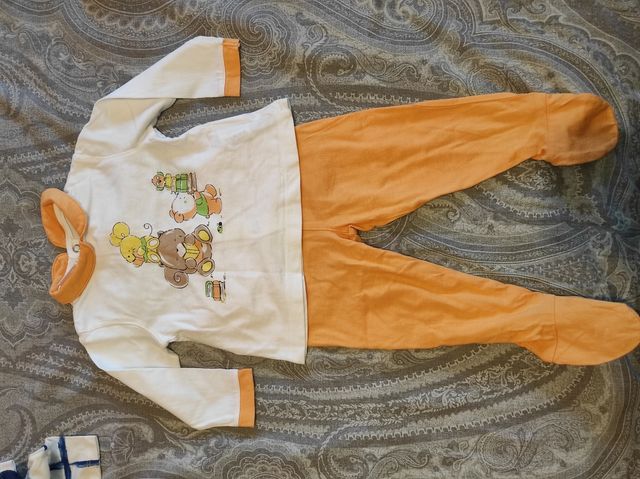 Lote de ropa bebé 6-9 meses