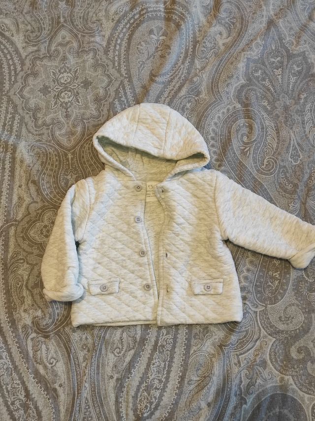 Lote de ropa bebé 6-9 meses