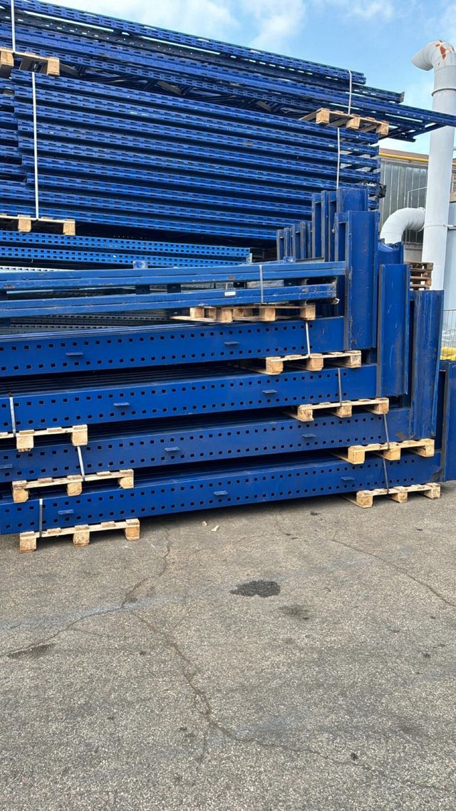 allestimeno per magazzini e negozi