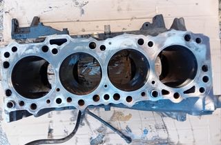 Bloque motor nissan serena 2.3 D LD23 (1993-2001)