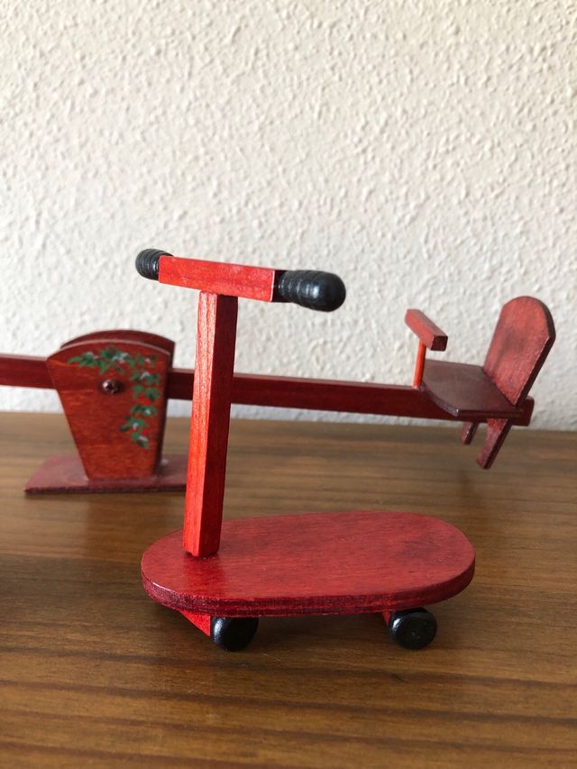 Columpios para casa de muñecas