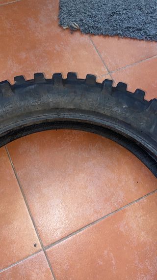 Neumatico enduro metzler extreme