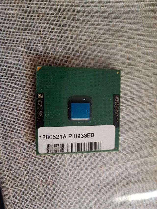 PROCESADOR PENTIUM III