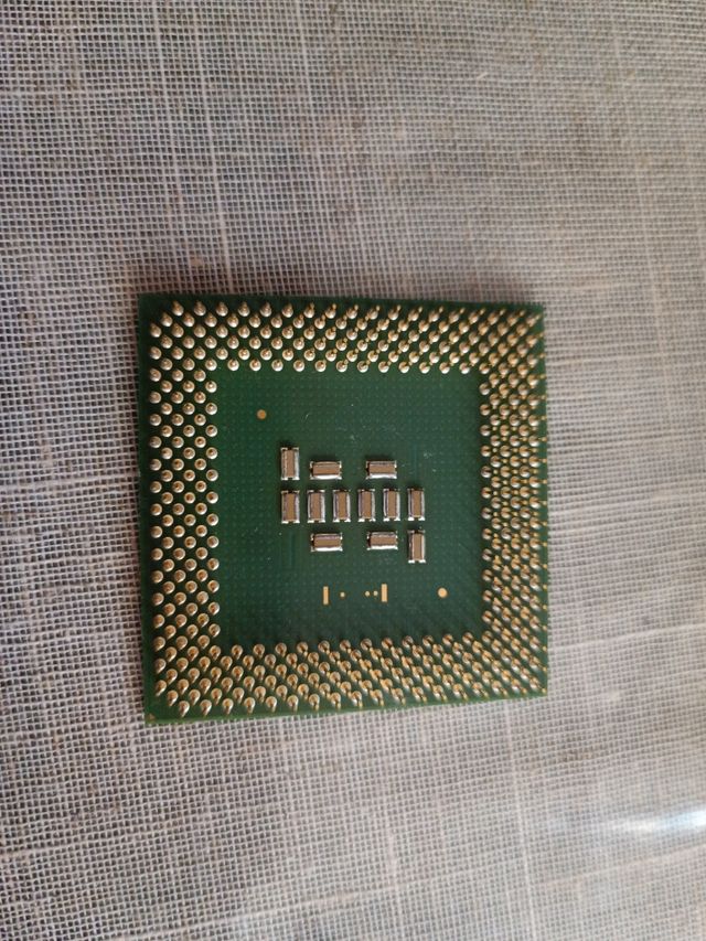 PROCESADOR PENTIUM III