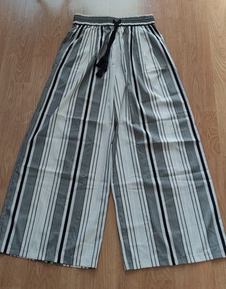 T-S/M. Pantalón palazzo Zara
