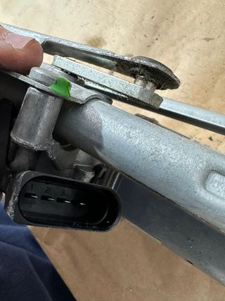 MOTOR LIMPIA DELANTERO OPEL CORSA 2018 13432685 