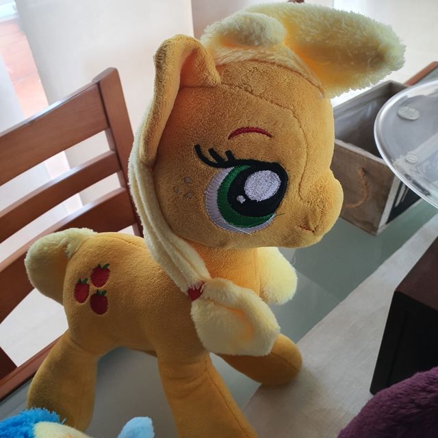 Peluches pony