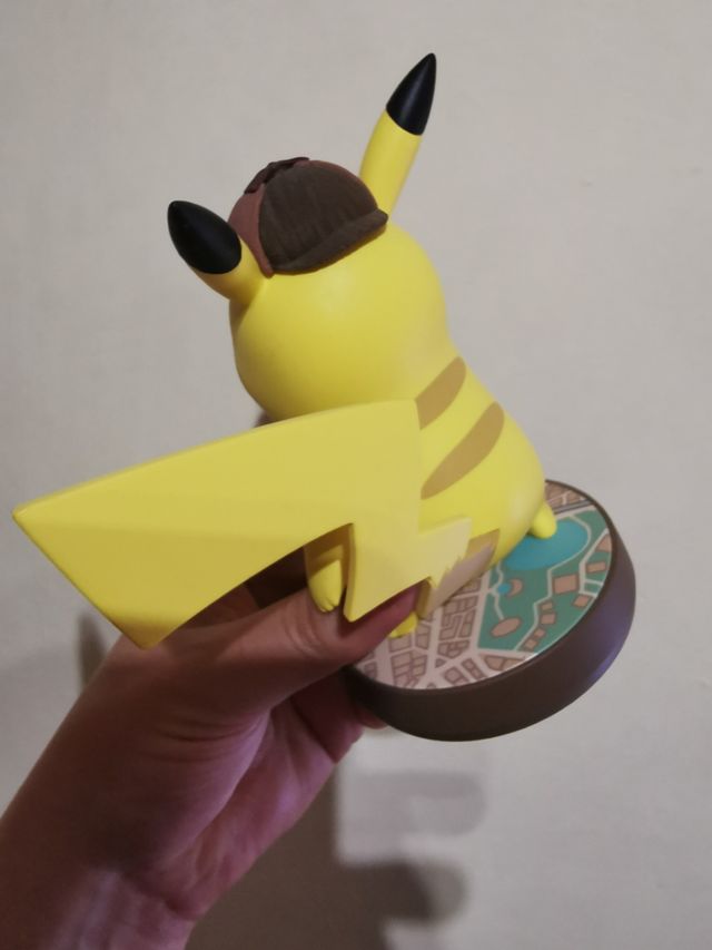 Amiibo Pikachu Detective