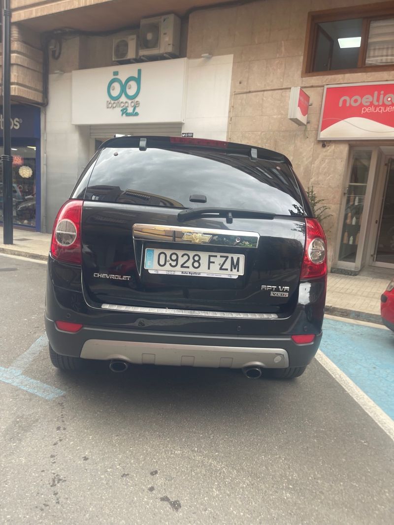 Chevrolet Captiva 2008 - foto 1
