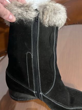 Botines de ante negro