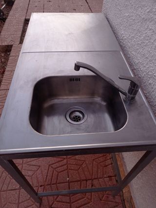 Lavello in acciaio inox