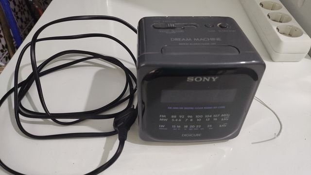 Radio-despertador Sony