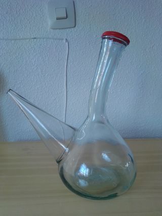 Porrón para vino.