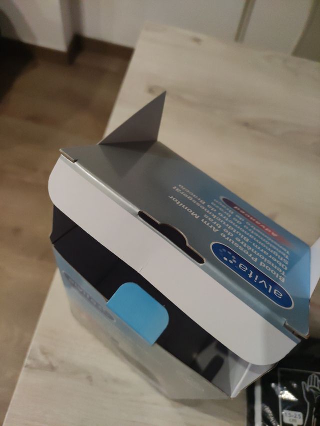 Tensiómetro de brazo Alvita Advanced