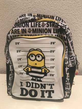 Mochila con carrito Minion, marca Busquets