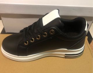 Zapatillas de deporte niña y niño 