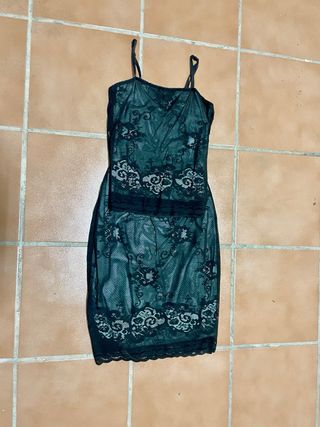 Traje encaje