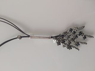 COLLAR DE ZAMAK CON BAÑO DE PLATA Y CUERO