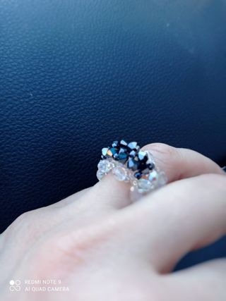 Anello fatto a mano con cristalli