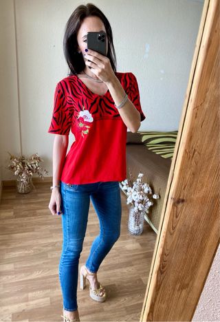 Suéter manga corta cebra y flores Volpato talla XL