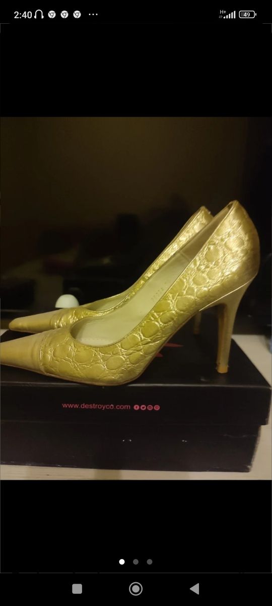 Zapato fiesta o ceremonia sirve para novia.