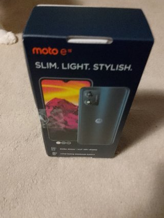 NUOVO Motorola E13 128Gb 8RAM spedizione gratuita