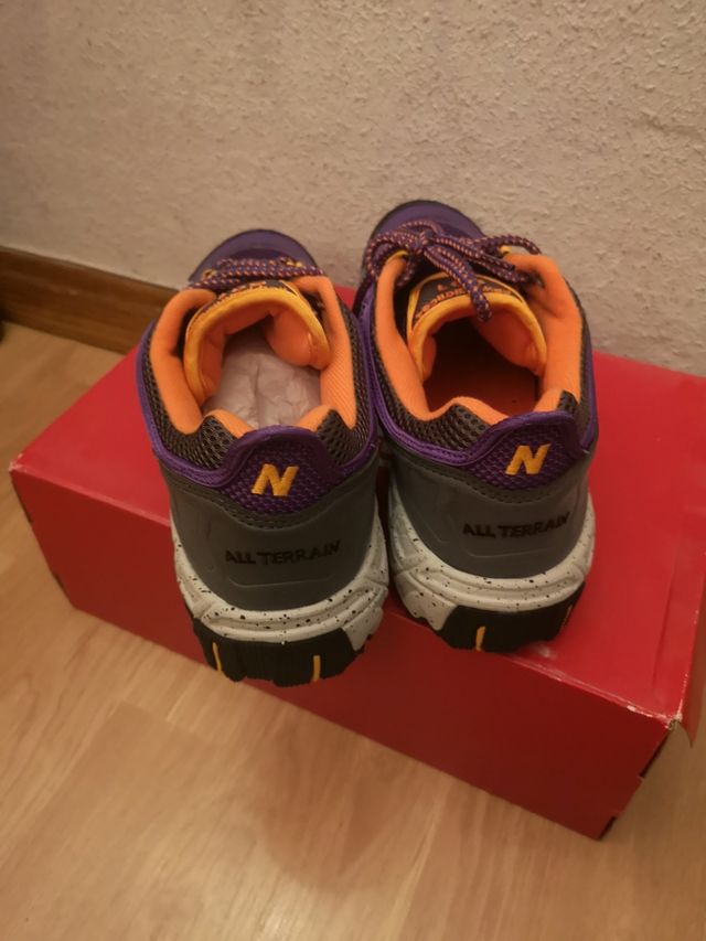 New Balance talla 42 1/2