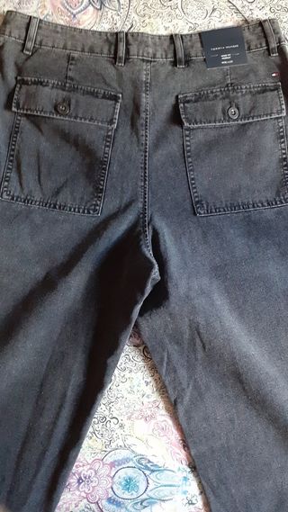 PANTALON TOMMY HILFIGER.NUEVOS