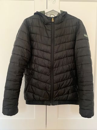 plumifero negro capucha t.S Scoth&Soda