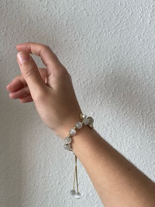 Pulsera oro y perlas de Beautiful Earth