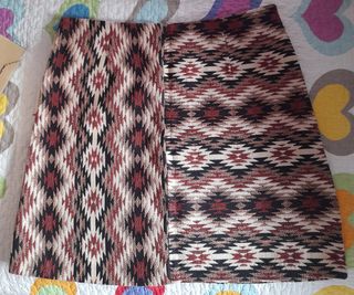 Falda corta estampada/étnica, de Stradivarius