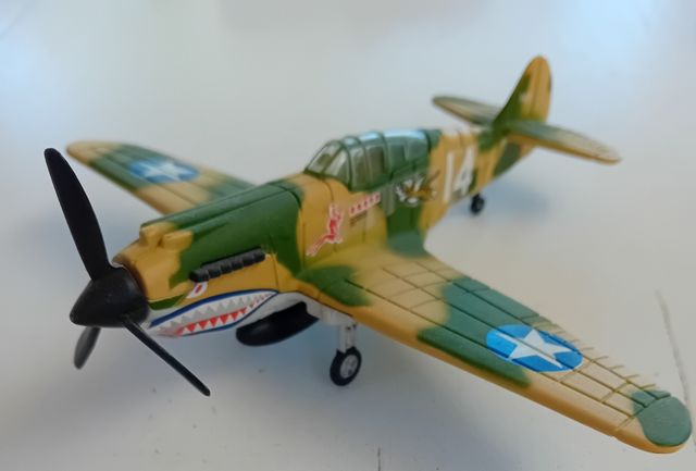 Aereo da caccia Maisto Tigershark