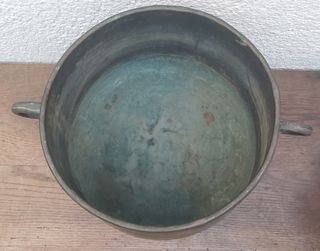 OLLA DE COBRE ASA DE HIERRO