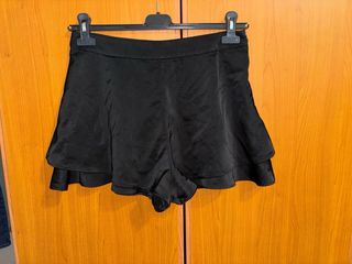 Pantaloncini come nuovi eleganti da donna”CALLIOPE