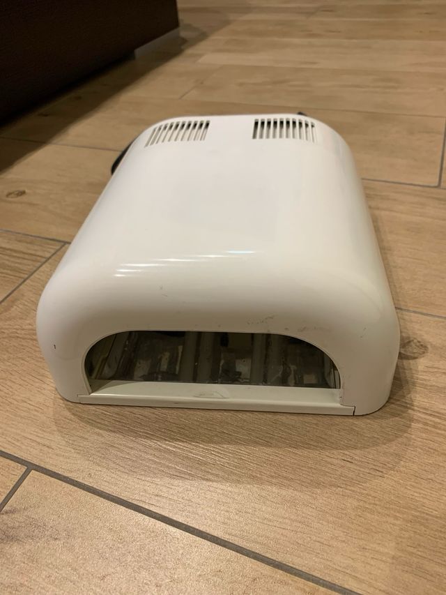 Lampada UV per unghie