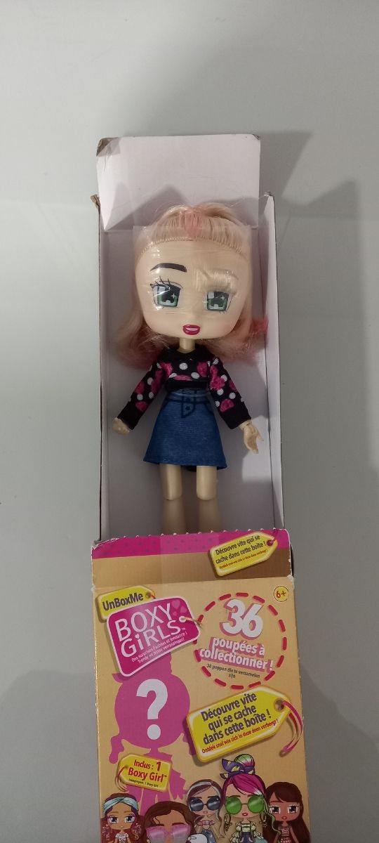 Muñeca Boxy Girls Nueva