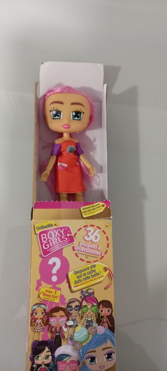 Muñeca Boxy Girls Nueva