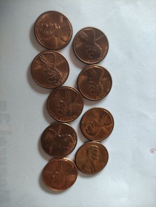 Monedas antiguas,mas en perfil envío comun