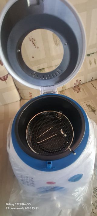 Freidora 2 litros a estrenar