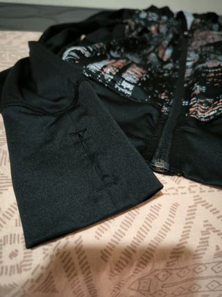 Chaqueta deportiva cremallera, talla 36/38