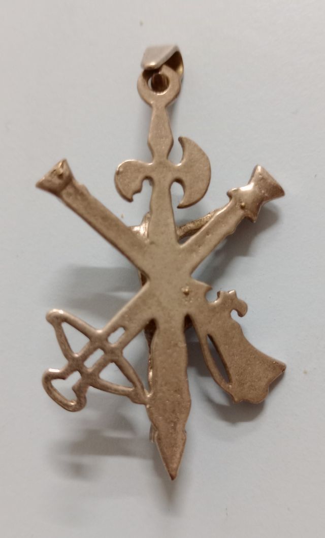 Cruz legión de plata