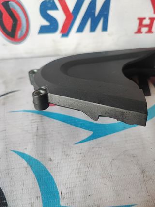 Tapa piñón de ataque KTM RC 125