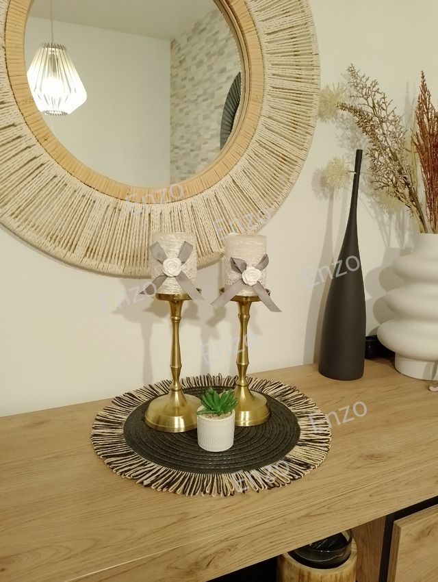 Juego de 2 velas con puntilla y lazo