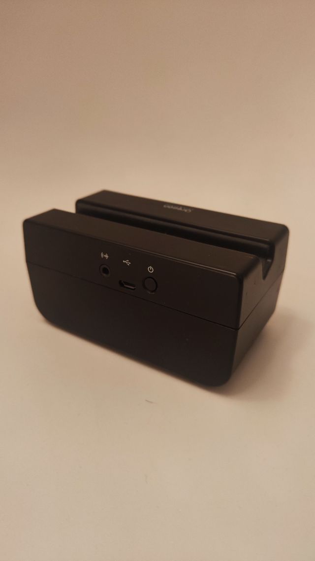 Altavoz inalámbrico por contacto