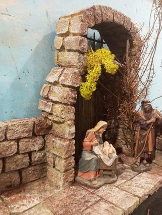 Pesebre para figuras entre 9cm y 12cm