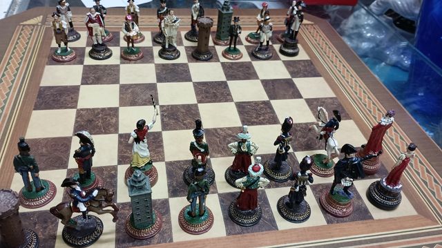 AJEDREZ TEMATICO DE LA REVOLUCIÓN