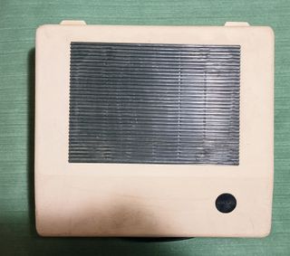 DOS TOCADISCOS ANTIGUOS